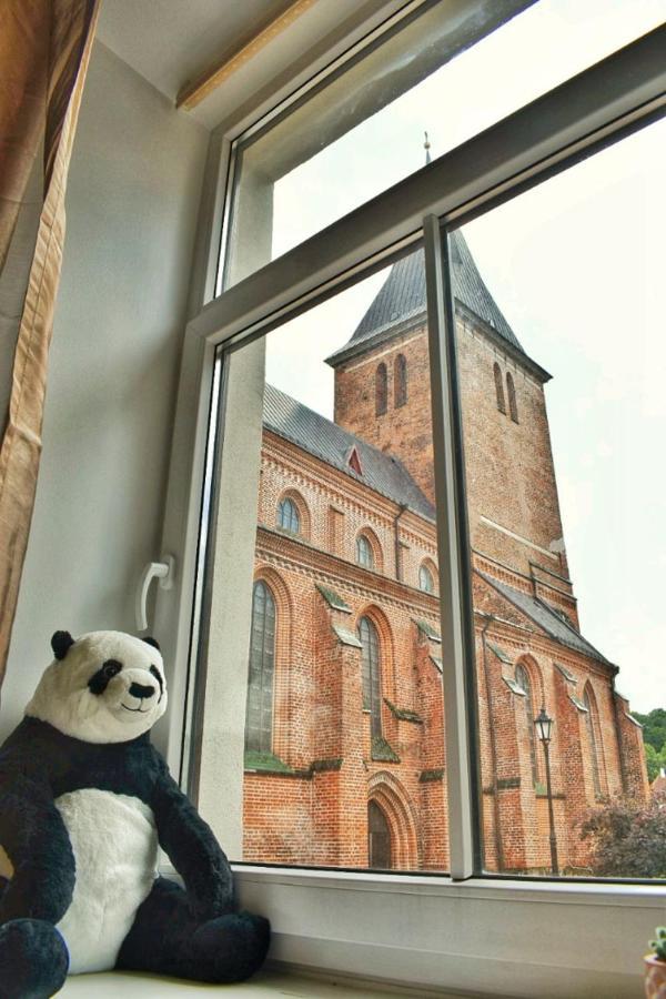 Panda House - Luxury In Old Town Leilighet Tartu Eksteriør bilde